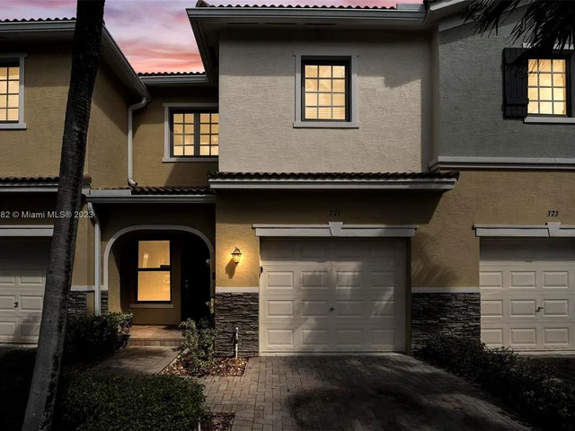371 NE 194th Ter, Miami FL 33179