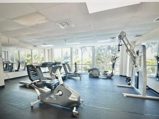 3500 Coral Way # 903, Miami FL 33145