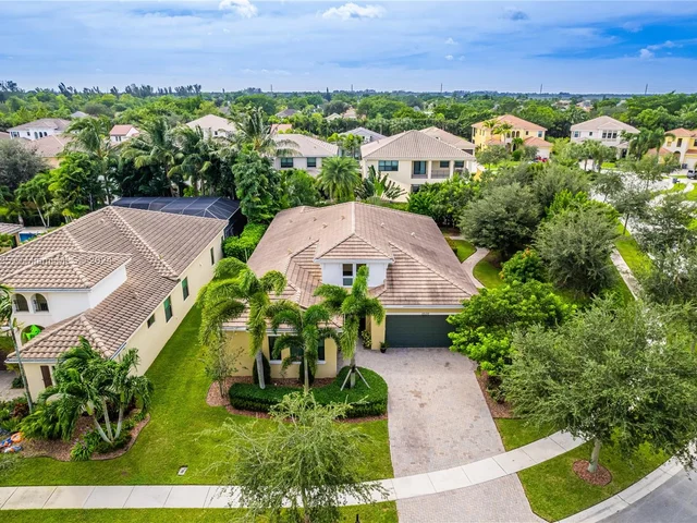 12130 Boca Reserve Ln, Boca Raton FL 33428