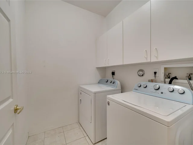 2500 E Aragon Blvd # 2, Sunrise FL 33313