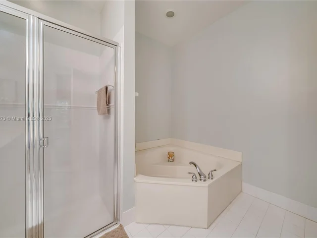 2500 E Aragon Blvd # 2, Sunrise FL 33313