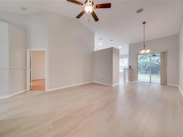 2500 E Aragon Blvd # 2, Sunrise FL 33313