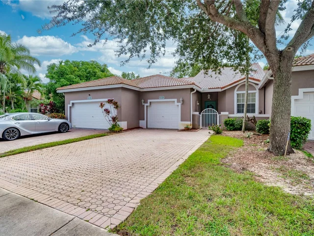 2500 E Aragon Blvd # 2, Sunrise FL 33313