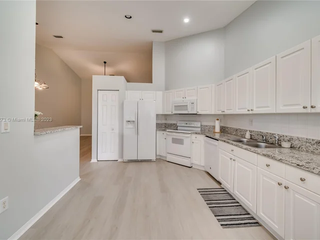 2500 E Aragon Blvd # 2, Sunrise FL 33313