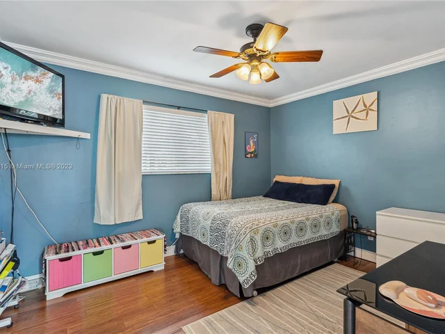 13040 Coronado Dr, North Miami FL 33181