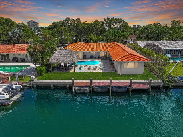 13040 Coronado Dr, North Miami FL 33181