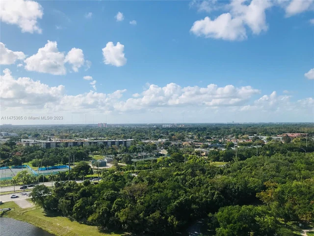 16385 Biscayne Blvd # 1806, North Miami Beach FL 33160