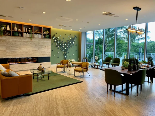 16385 Biscayne Blvd # 1806, North Miami Beach FL 33160