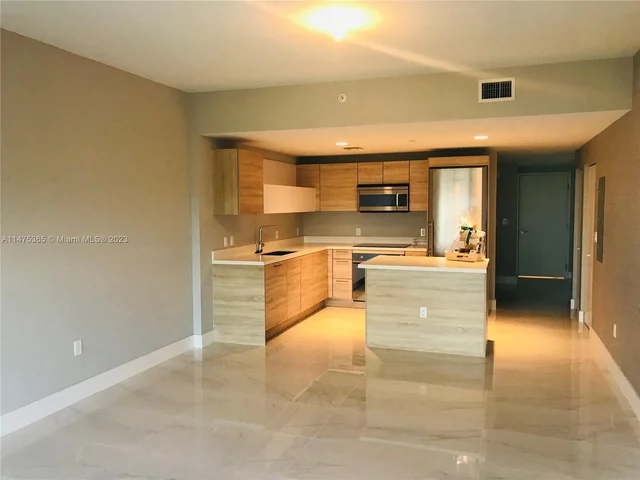 16385 Biscayne Blvd # 1806, North Miami Beach FL 33160