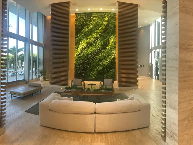 16385 Biscayne Blvd # 1806, North Miami Beach FL 33160