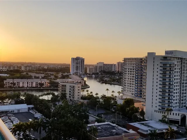 4001 S Ocean Dr # 16M, Hollywood FL 33019