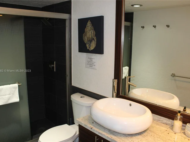 4001 S Ocean Dr # 16M, Hollywood FL 33019