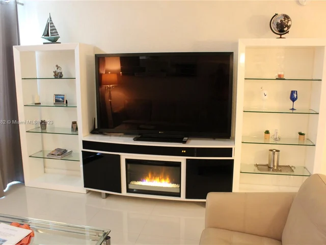 4001 S Ocean Dr # 16M, Hollywood FL 33019