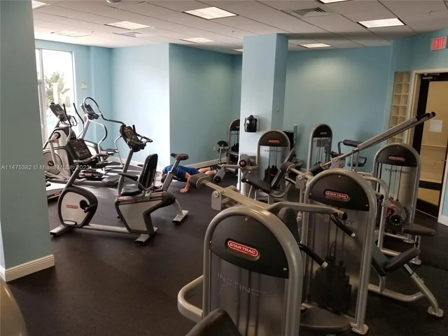 4001 S Ocean Dr # 16M, Hollywood FL 33019