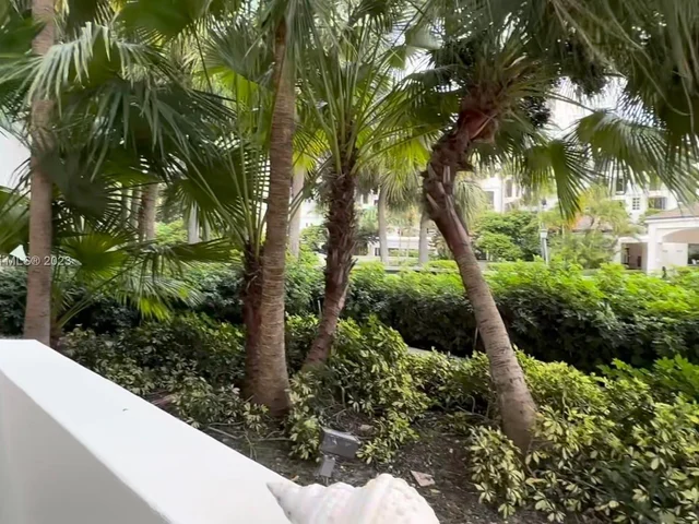 2000 Island Blvd # 202, Aventura FL 33160