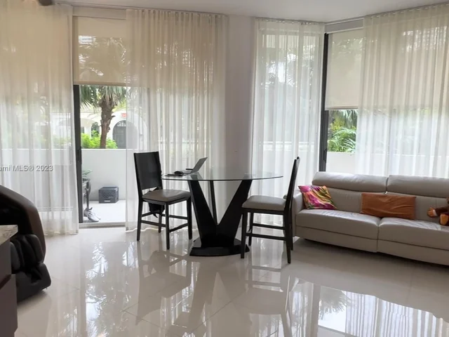 2000 Island Blvd # 202, Aventura FL 33160