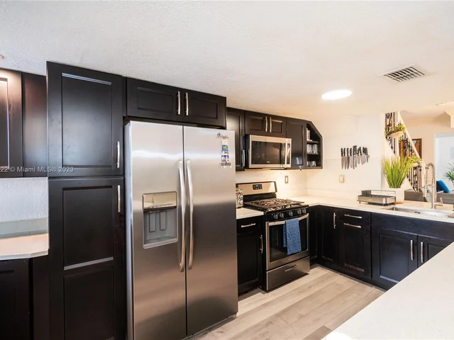 1187 NW 123rd Pl # 204, Miami FL 33182