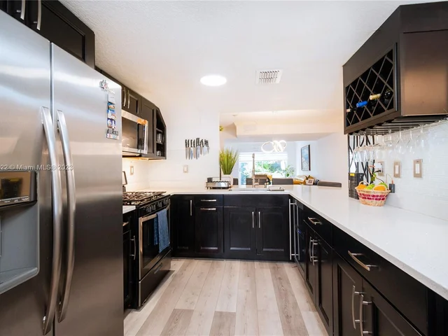 1187 NW 123rd Pl # 204, Miami FL 33182