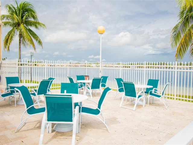 1187 NW 123rd Pl # 204, Miami FL 33182