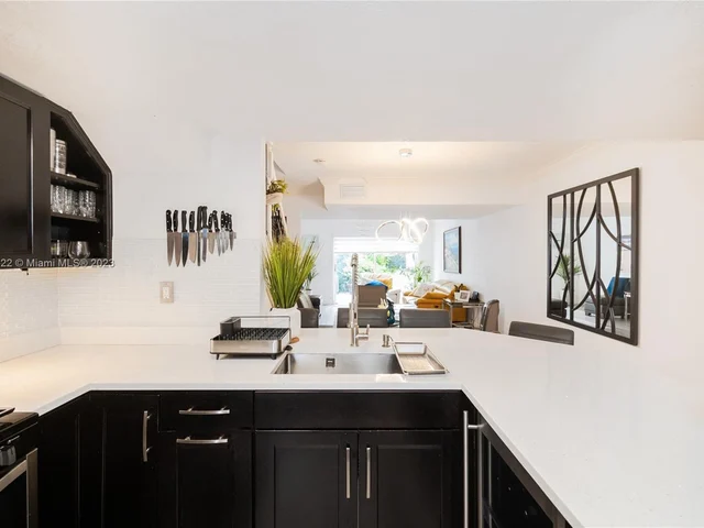 1187 NW 123rd Pl # 204, Miami FL 33182