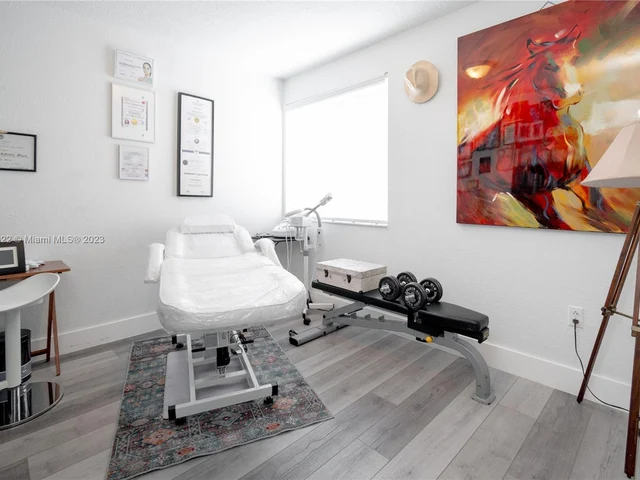 1187 NW 123rd Pl # 204, Miami FL 33182