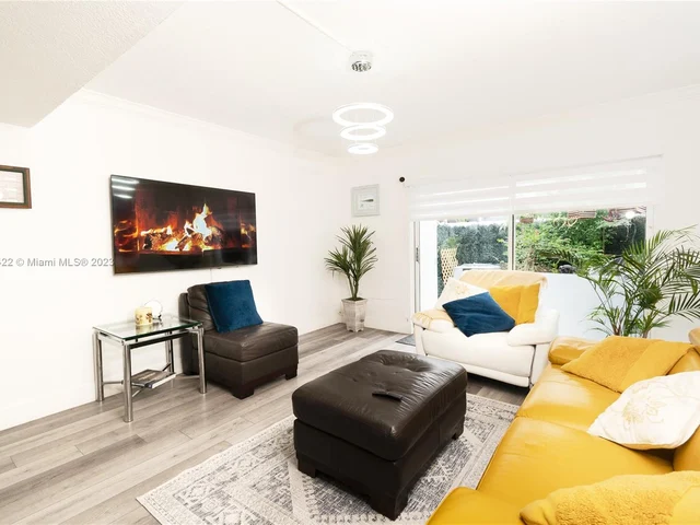 1187 NW 123rd Pl # 204, Miami FL 33182