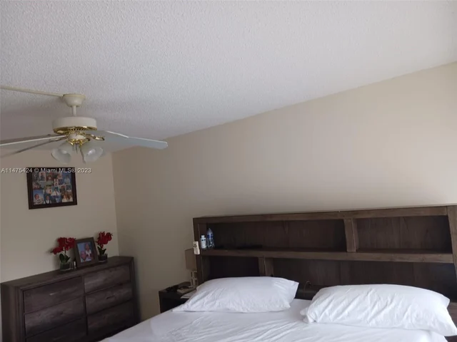 1100 Saint Charles Pl # 217, Pembroke Pines FL 33026