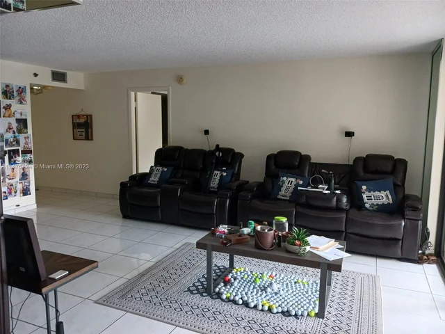 1100 Saint Charles Pl # 217, Pembroke Pines FL 33026