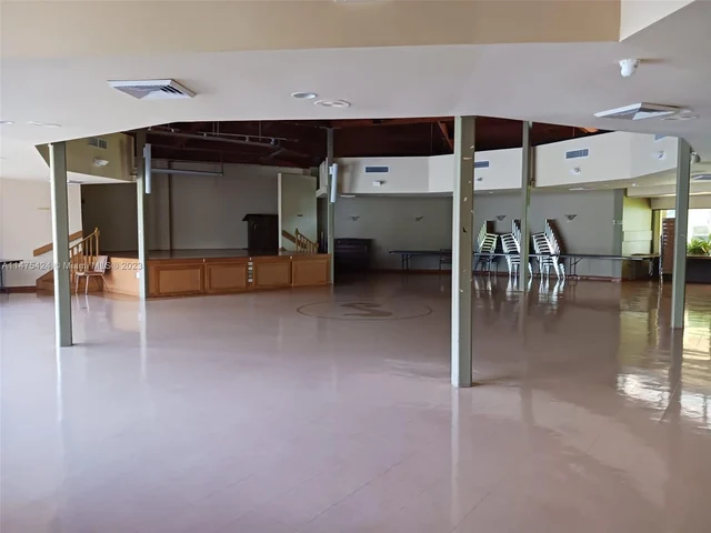 1100 Saint Charles Pl # 217, Pembroke Pines FL 33026