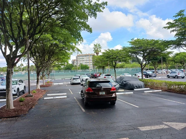 1100 Saint Charles Pl # 217, Pembroke Pines FL 33026