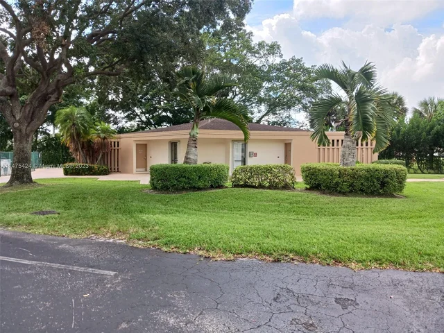 1100 Saint Charles Pl # 217, Pembroke Pines FL 33026