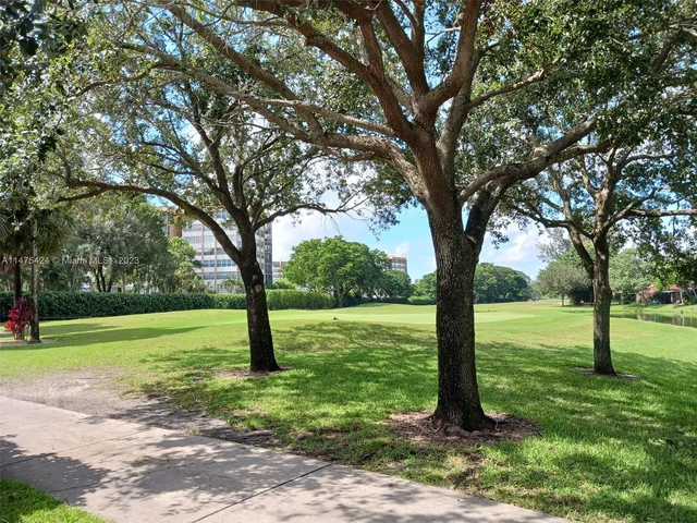 1100 Saint Charles Pl # 217, Pembroke Pines FL 33026