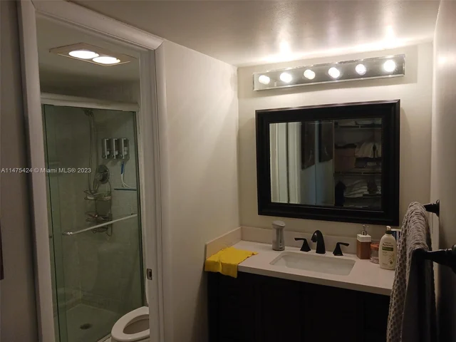 1100 Saint Charles Pl # 217, Pembroke Pines FL 33026