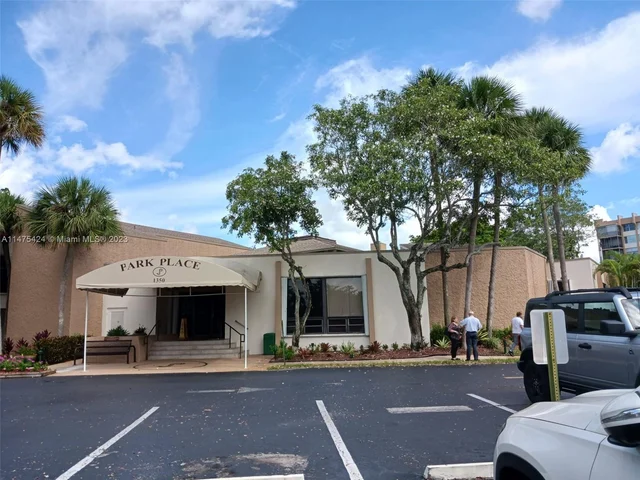 1100 Saint Charles Pl # 217, Pembroke Pines FL 33026