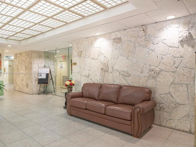 1100 Saint Charles Pl # 217, Pembroke Pines FL 33026