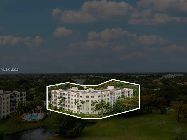 3600 Oaks Clubhouse Dr # 509, Pompano Beach FL 33069