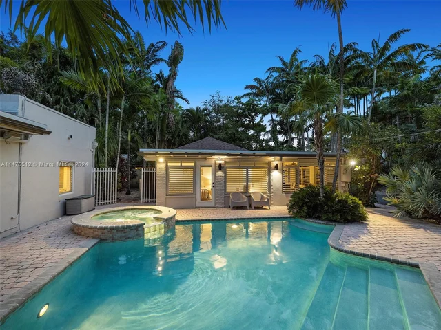 884 NE 88th St, Miami FL 33138