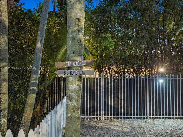 884 NE 88th St, Miami FL 33138