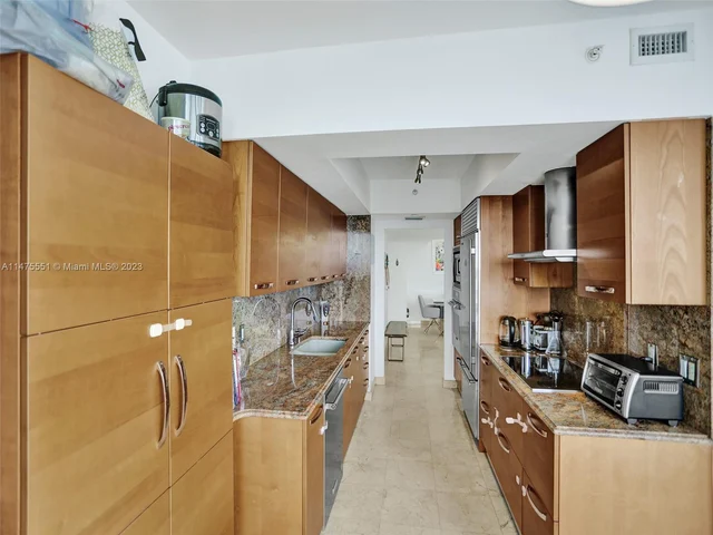 21205 Yacht Club Dr # 3103, Aventura FL 33180