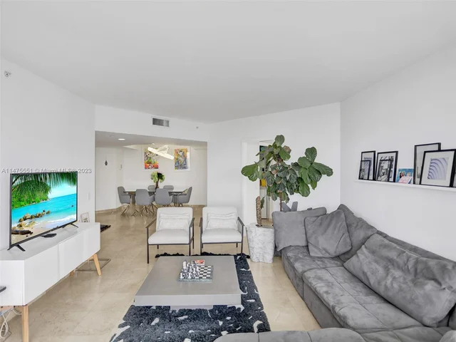 21205 Yacht Club Dr # 3103, Aventura FL 33180