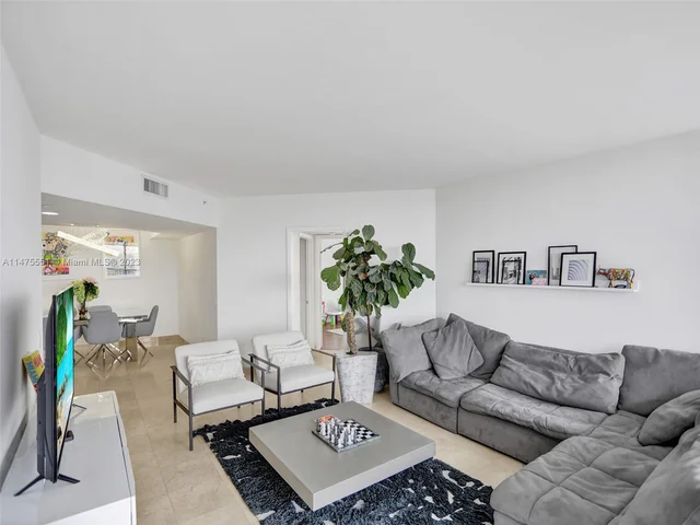 21205 Yacht Club Dr # 3103, Aventura FL 33180