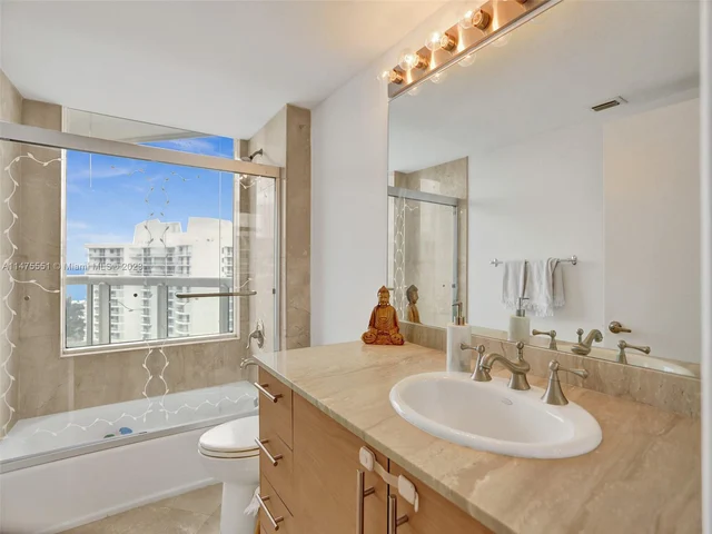 21205 Yacht Club Dr # 3103, Aventura FL 33180