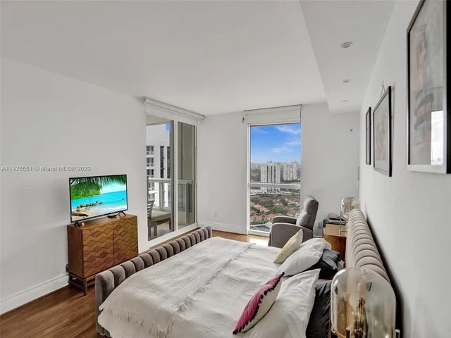 21205 Yacht Club Dr # 3103, Aventura FL 33180