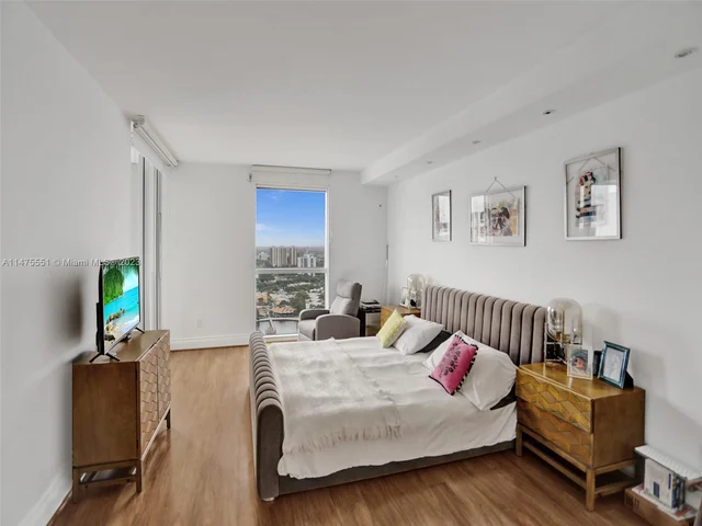 21205 Yacht Club Dr # 3103, Aventura FL 33180