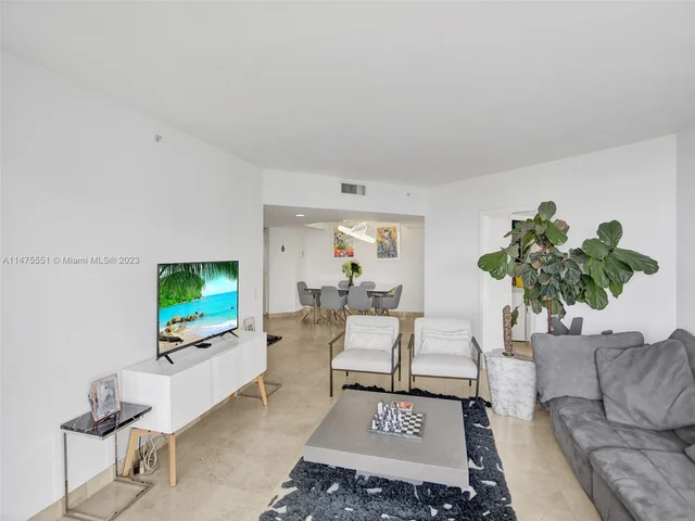 21205 Yacht Club Dr # 3103, Aventura FL 33180