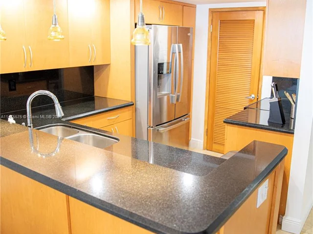 1717 N BAYSHORE DR # 1449, Miami FL 33132