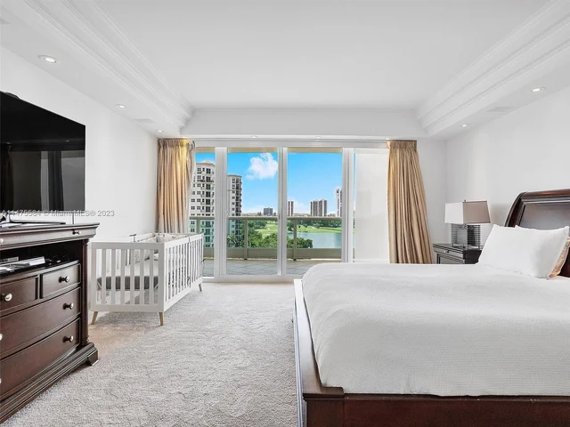 20155 NE 38th Ct # 1005, Aventura FL 33180