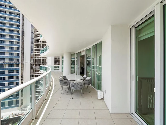 20155 NE 38th Ct # 1005, Aventura FL 33180