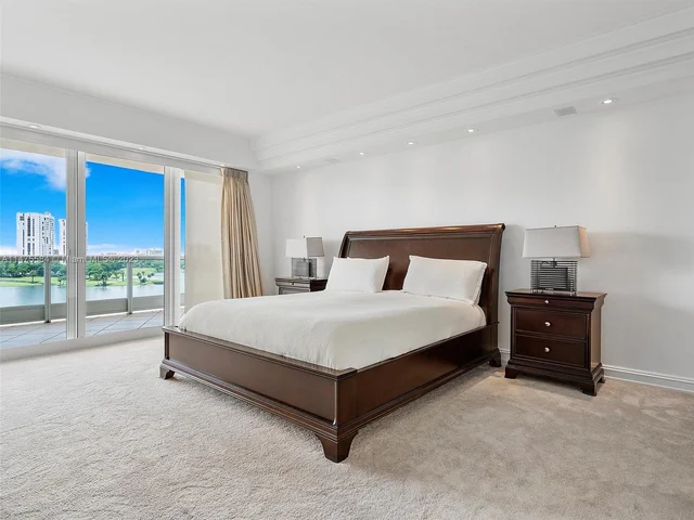 20155 NE 38th Ct # 1005, Aventura FL 33180