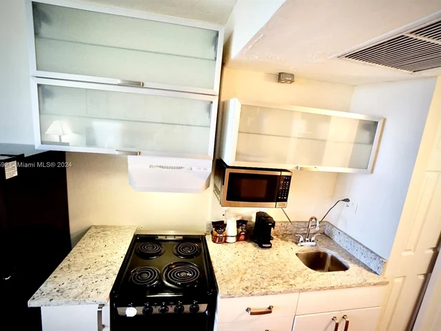 19201 Collins Ave # 1129, Sunny Isles Beach FL 33160